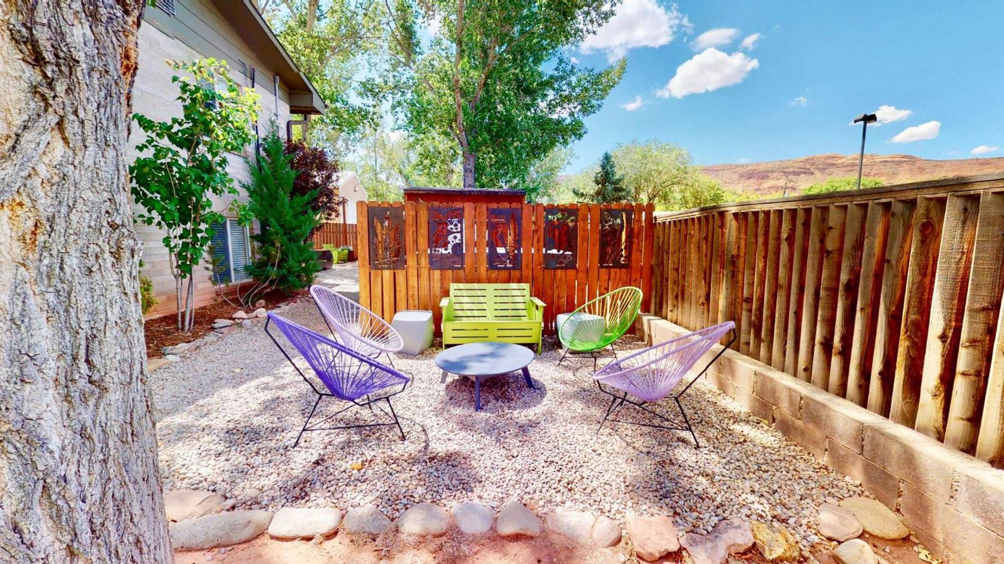 Downtown Cozy Home Base - Purple Sage 2 モアブ エクステリア 写真